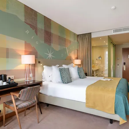 Pestana Vintage & World Heritage Site Hotel Porto