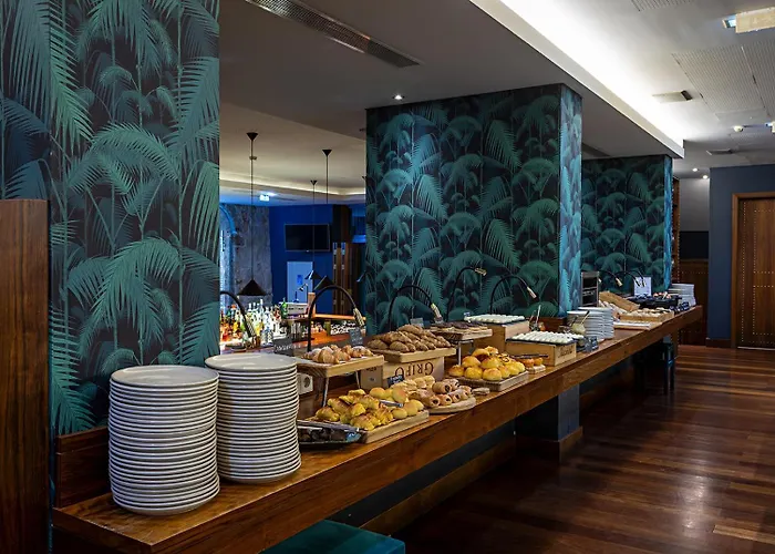 Pestana Vintage & World Heritage Site Hotel Porto